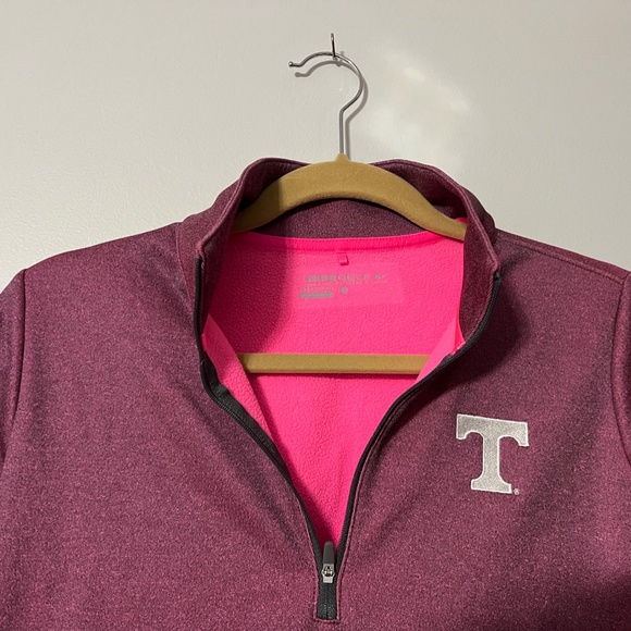 University of Tennessee Pink Nike Pullover - Picture 5 of 5